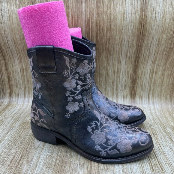 Taos Privilege Ankle Boots Womens Size 7.5 EU 38 Embroidered Floral Shoes Bootie - Picture 1 of 9